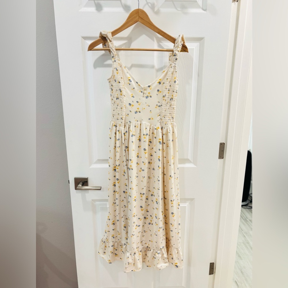 Urban Outfitters Elenor Midi Dress with Yellow & Blue Floral Print size Small - Picture 5 of 16